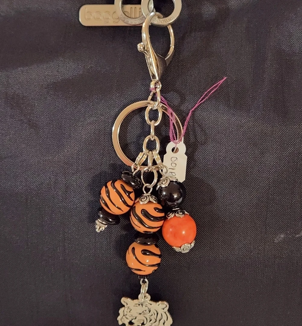 Hand Crafted Tiger Purse Charm Keychain Black Orange Beads Antique Silver Tiger